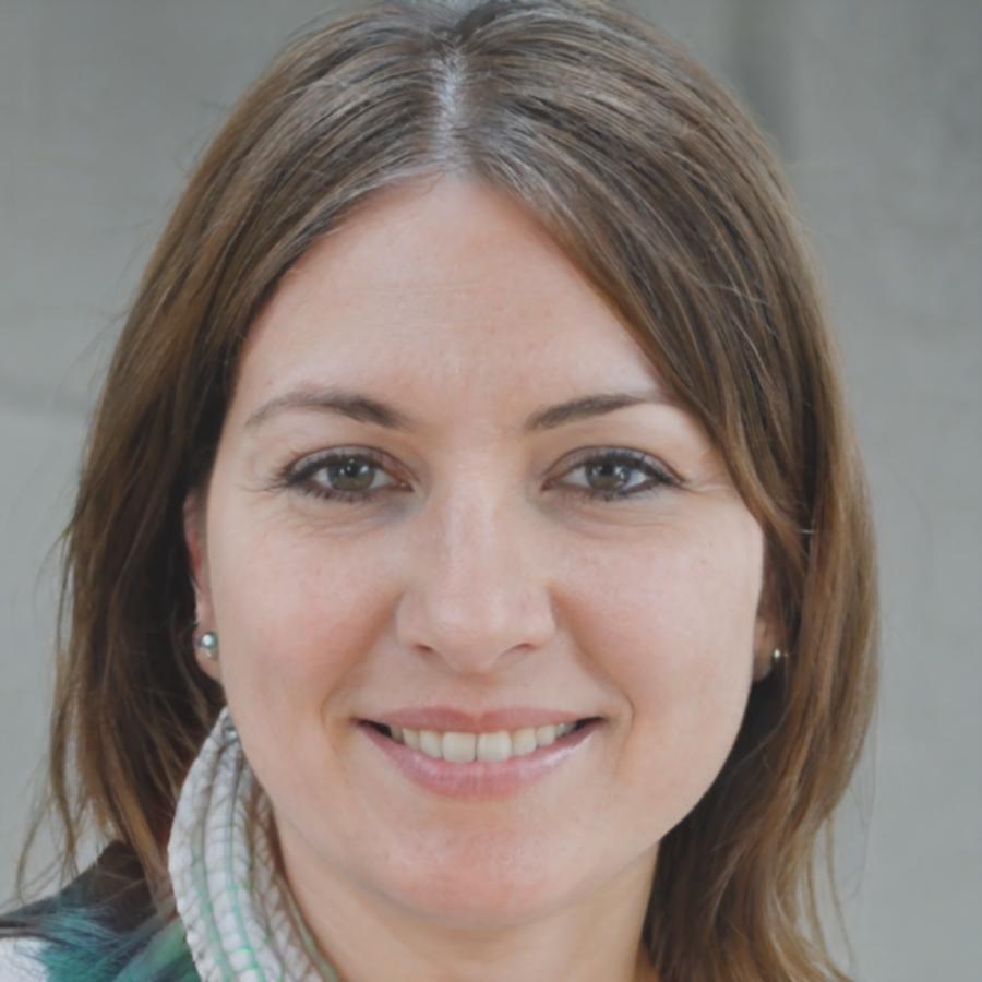 Marie-Claire, diplômée du programme d'évaluation d'investissement